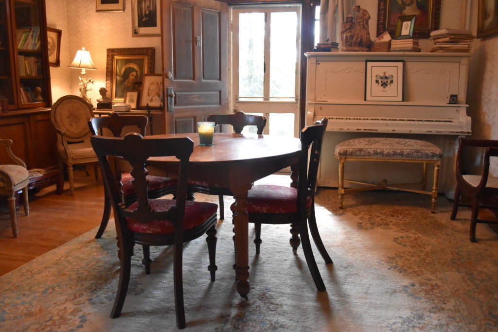 antiques, vintage, decorating The Long Room, redefining home