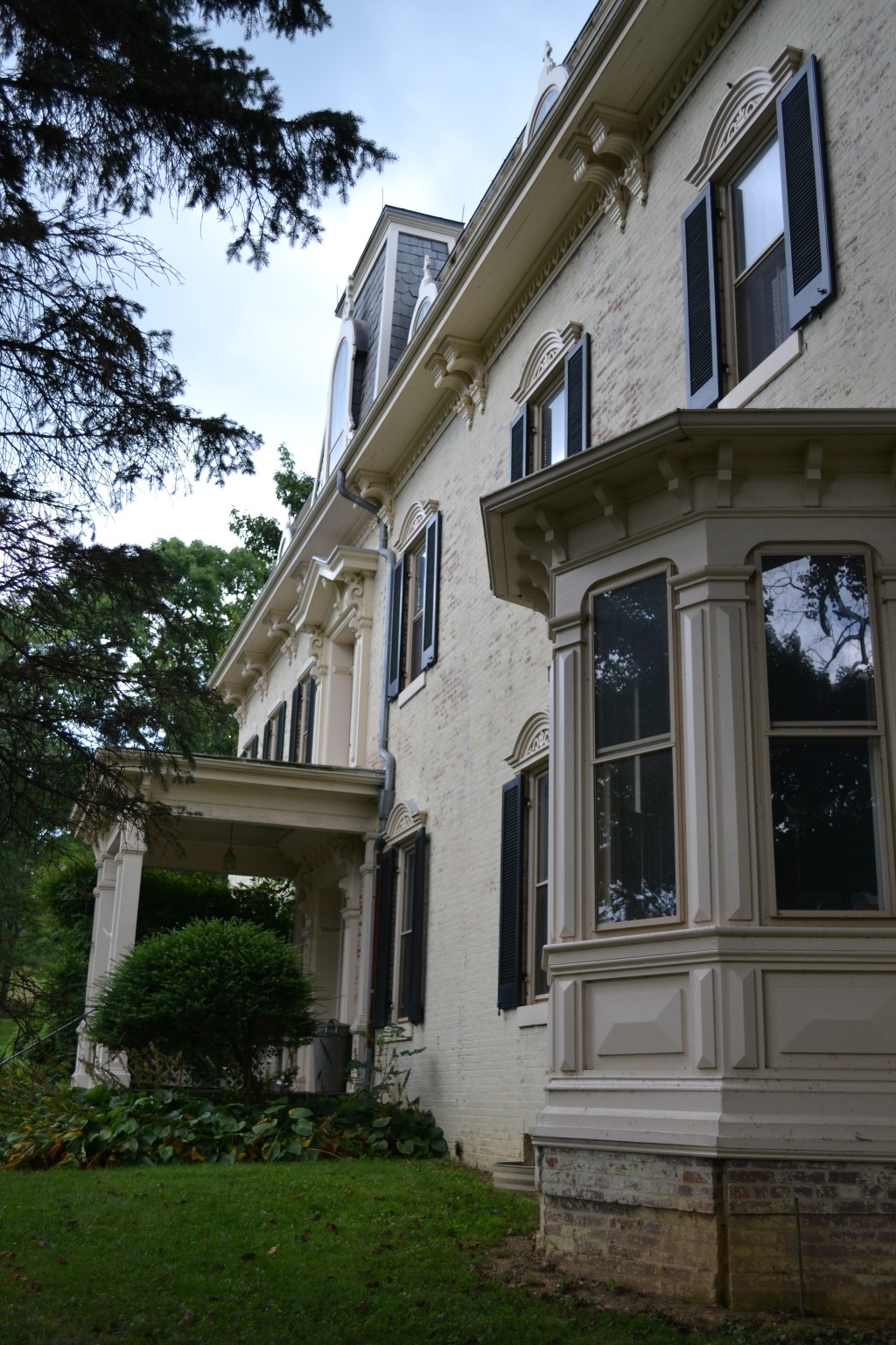 Side view of the house.