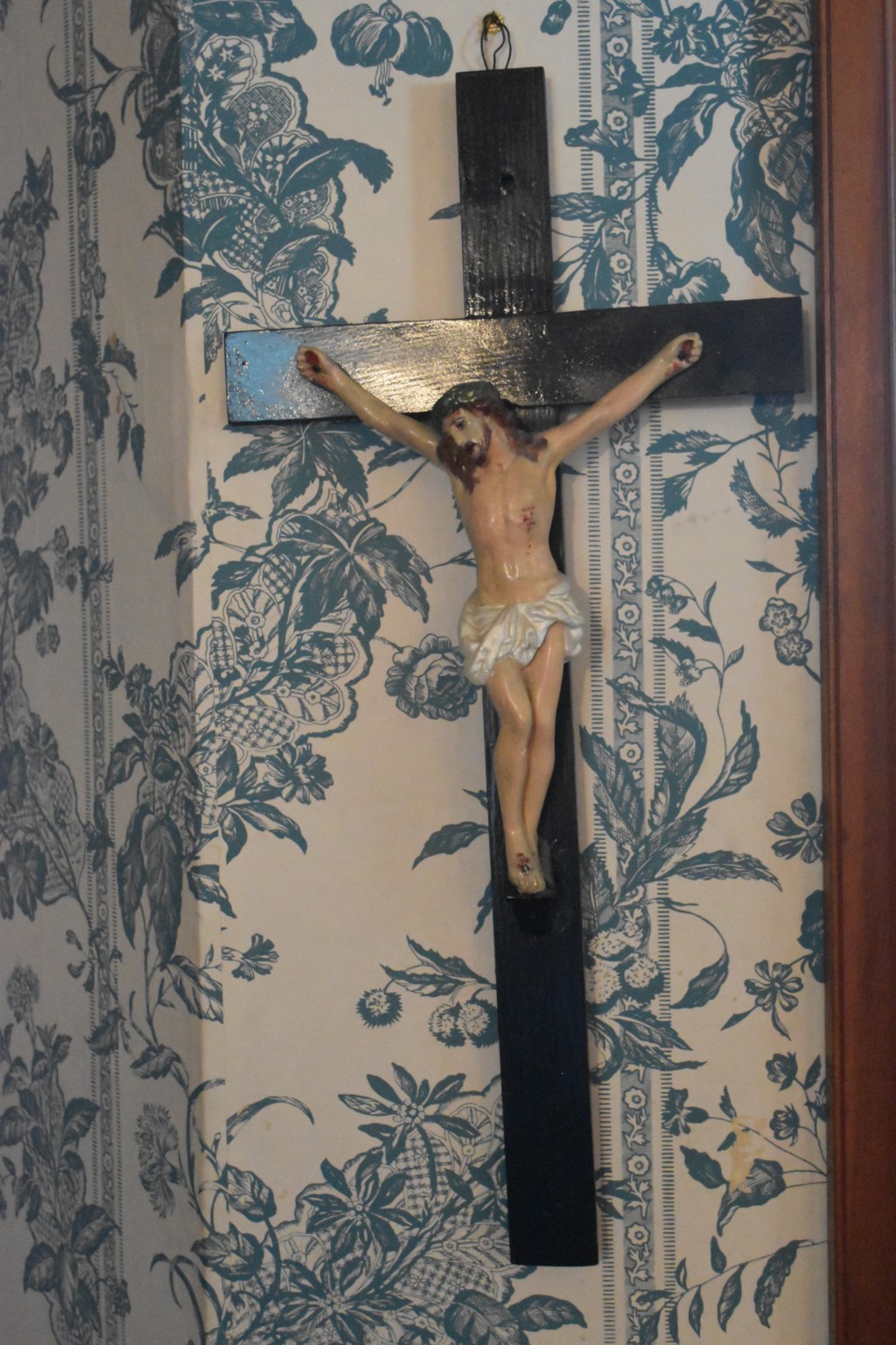 Catholic art, crucifix